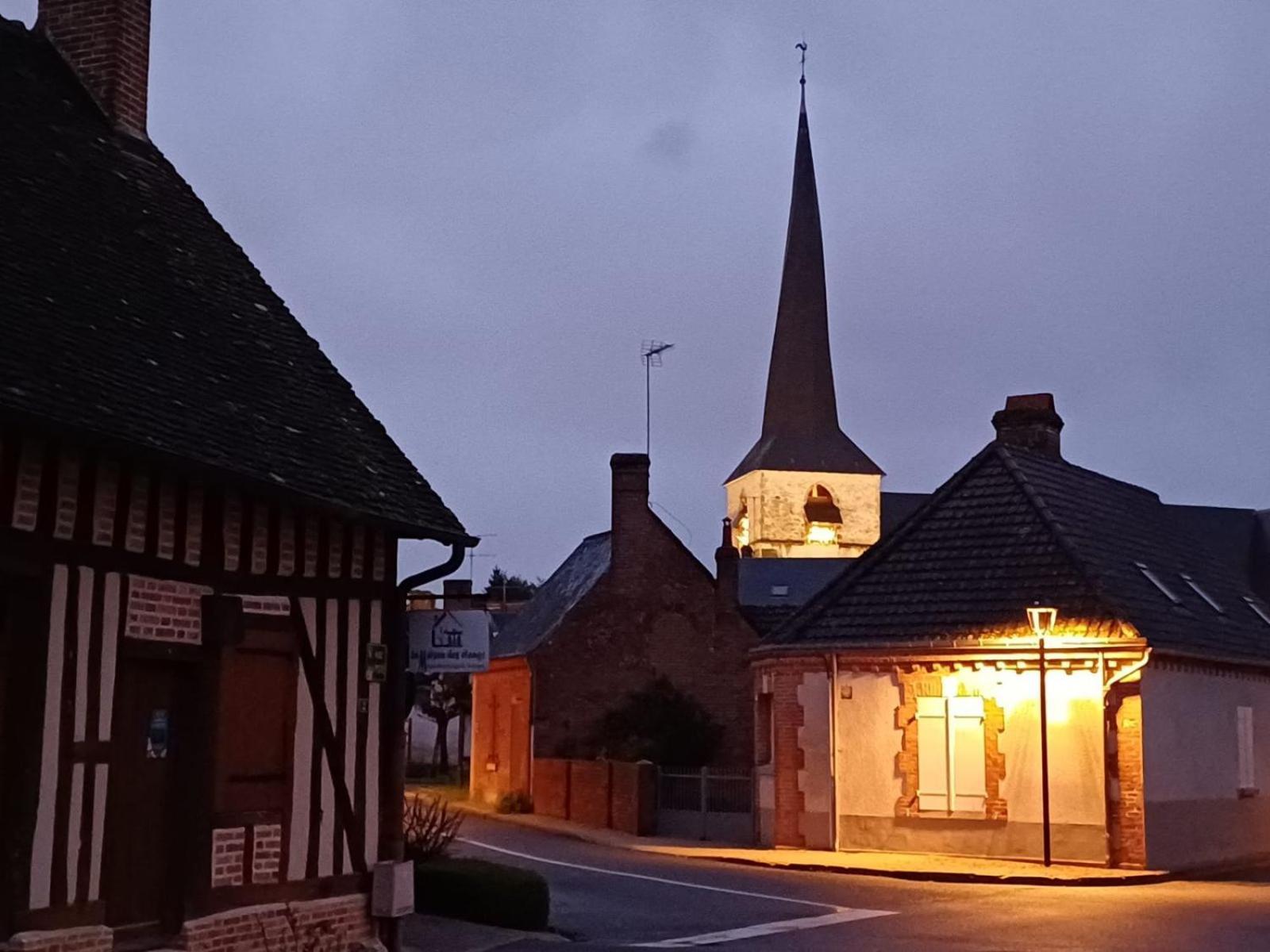 Vila Le Camelia Saint-Viâtre Exteriér fotografie